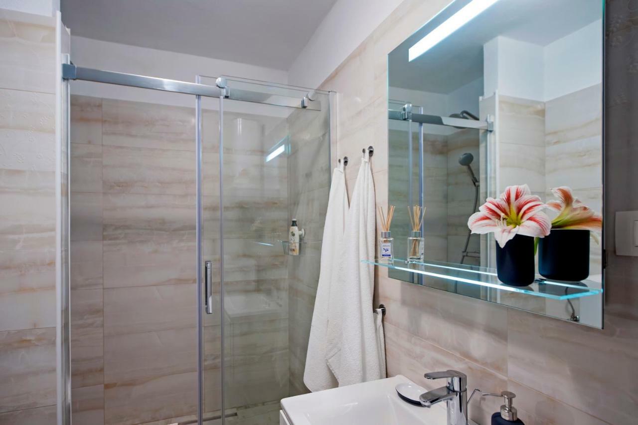 Apartment Anastasia روفينج المظهر الخارجي الصورة