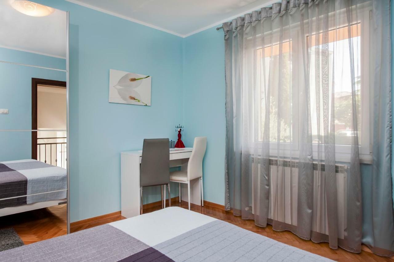 Apartment Anastasia روفينج المظهر الخارجي الصورة