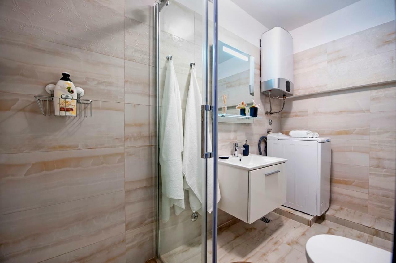 Apartment Anastasia روفينج المظهر الخارجي الصورة