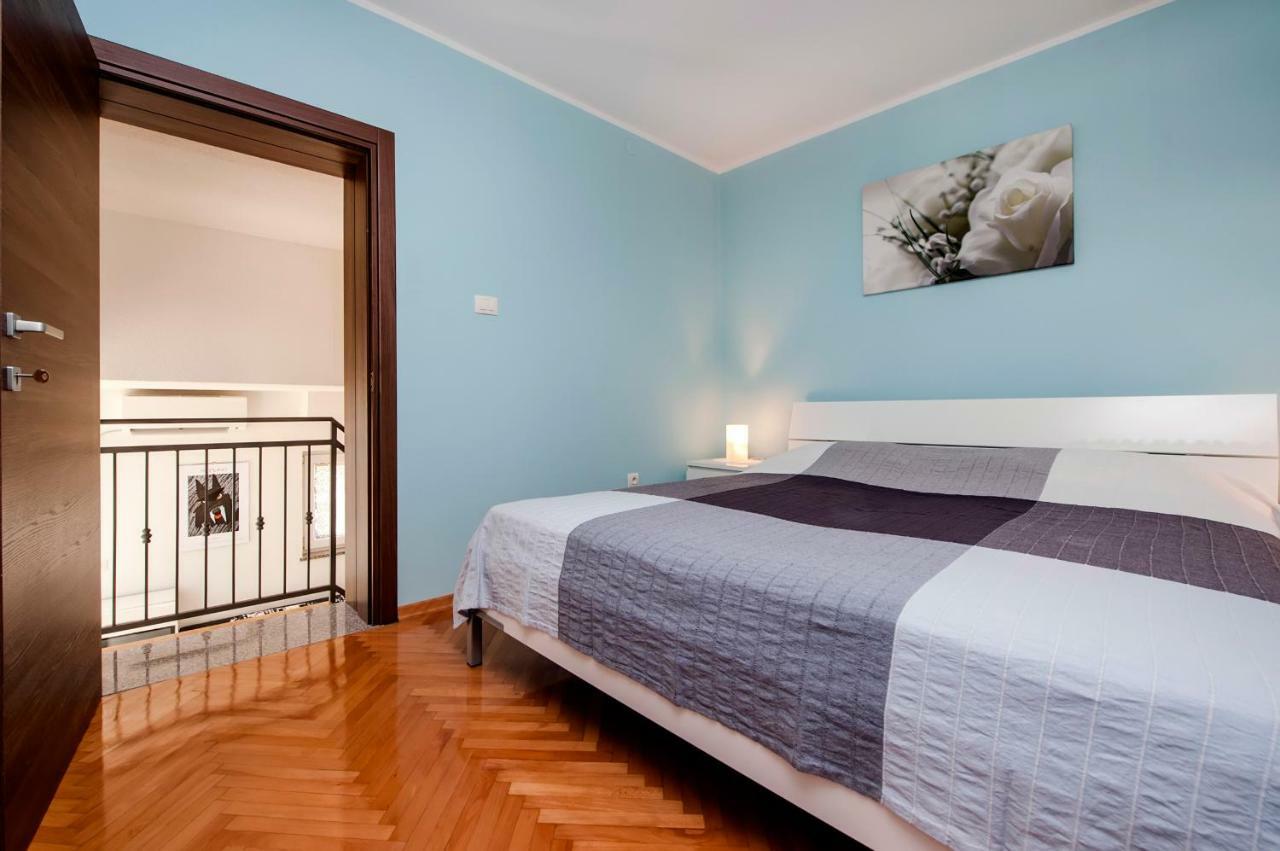 Apartment Anastasia روفينج المظهر الخارجي الصورة