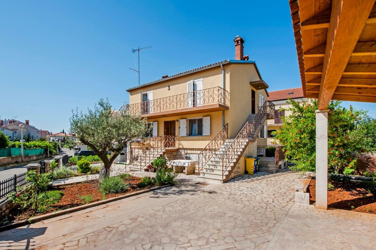 Apartment Anastasia روفينج المظهر الخارجي الصورة