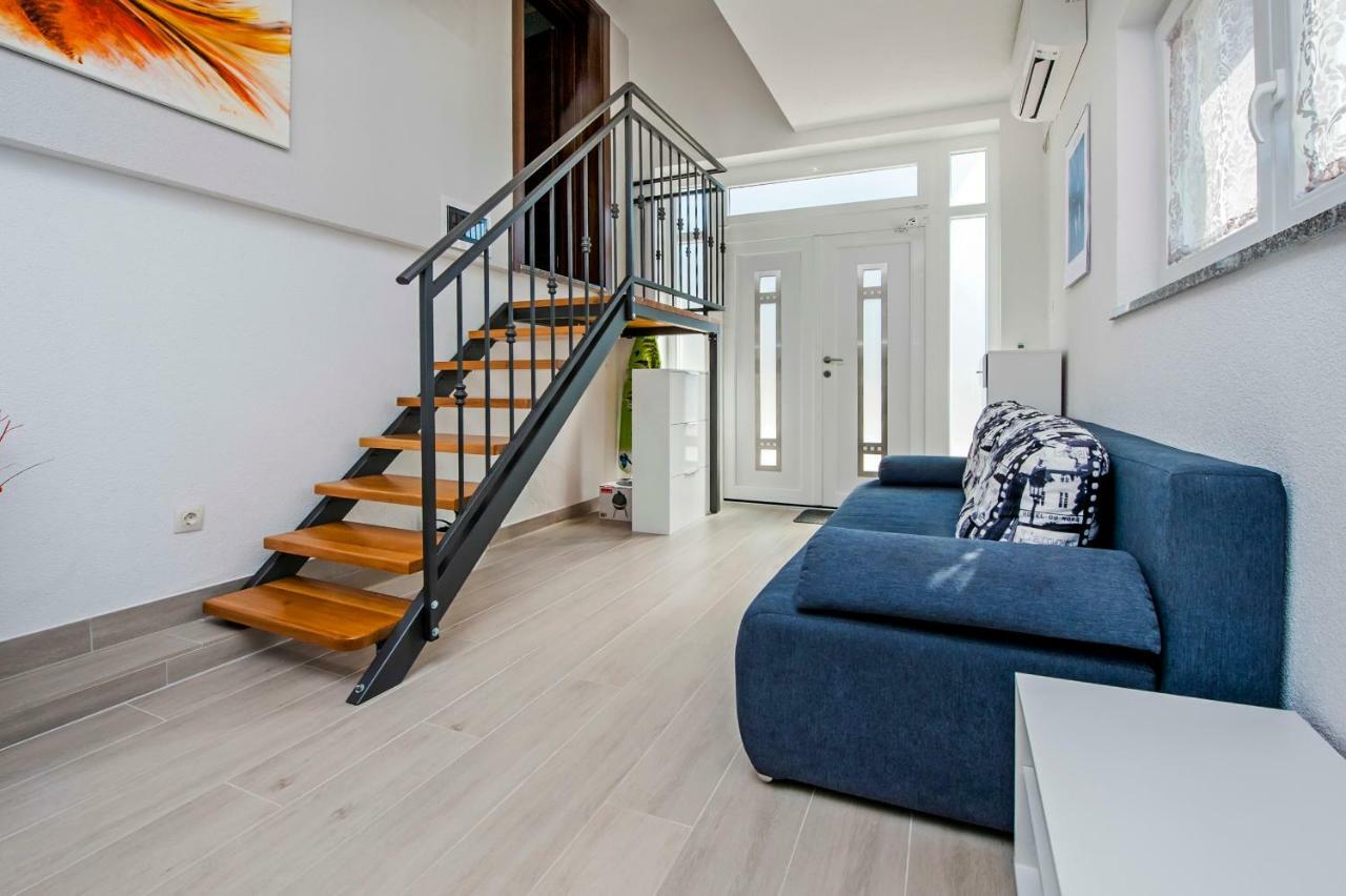 Apartment Anastasia روفينج المظهر الخارجي الصورة